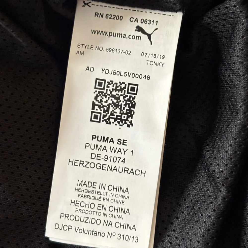 Puma Scuderia Ferrari Jacket Windbreaker Size XL‎
